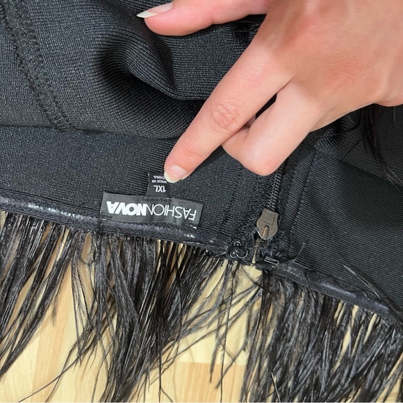 Fashion Nova Womens Black Body-con Feather Trim Above Knee Dress Size 1XL - Picture 7 of 8